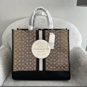 Coach Dempsey Tote 40 In Signature Jacquard With Stripe And Patch c1548